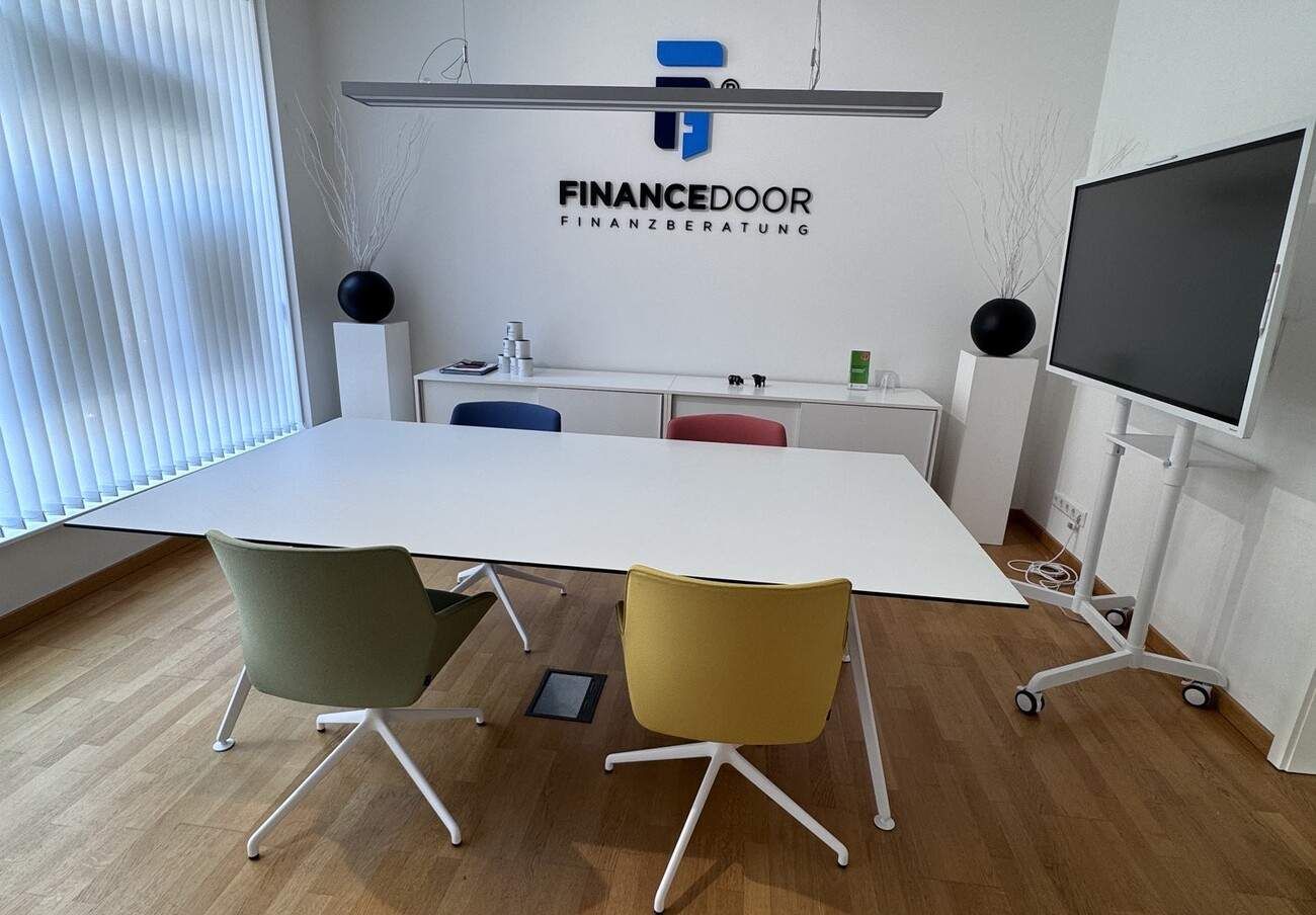 besprechungsraum_financedoor_gmbh
